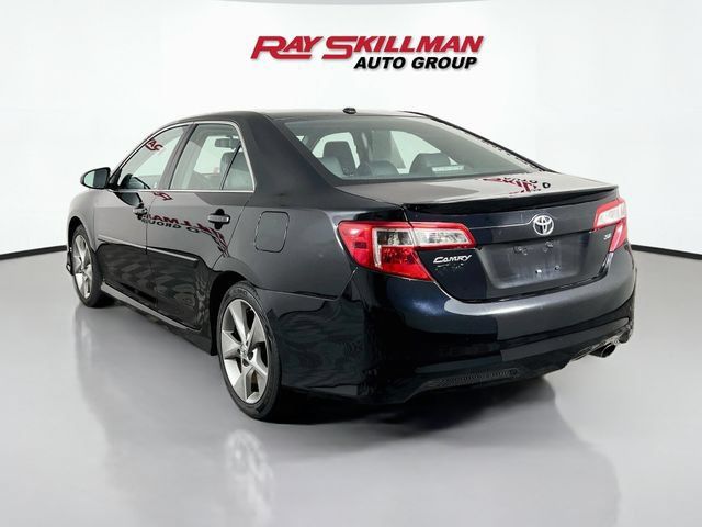 Used 2012 Toyota Camry SE FWD image 5