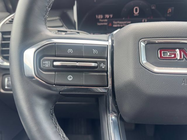 Used 2026 GMC Acadia Elevation w/ Elevation Premium Package AWD/4WD image 13