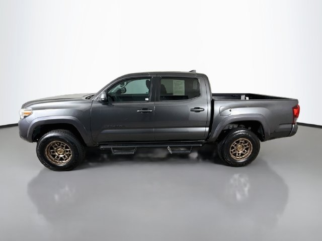 Used 2019 Toyota Tacoma SR5 AWD/4WD image 4