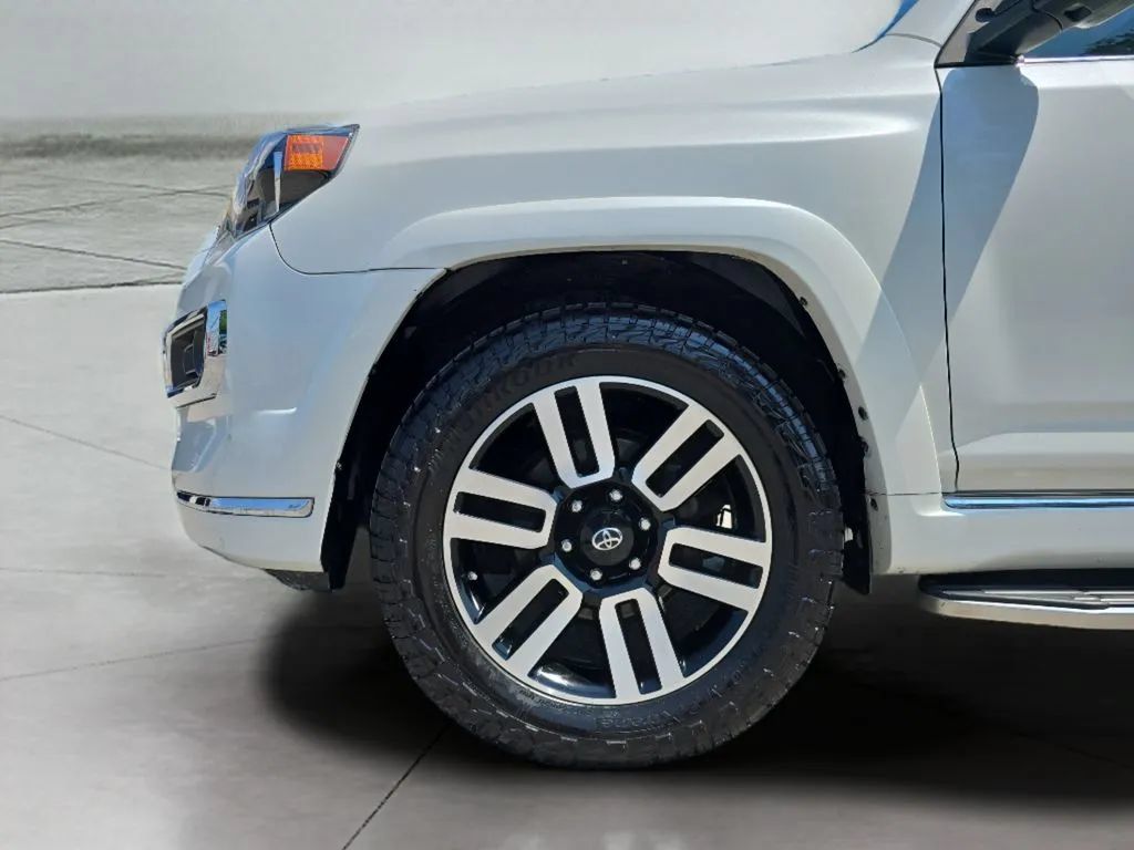 Used 2016 Toyota 4Runner Limited RWD image 27