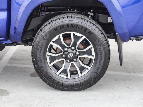 Certified 2023 Toyota Tacoma TRD Sport image 12