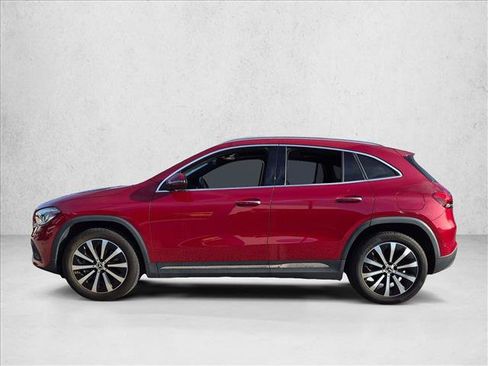 Used 2021 Mercedes-Benz GLA 250 image 8