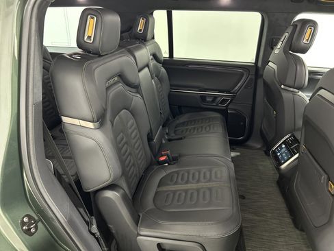 Used 2023 Rivian R1S Adventure image 23