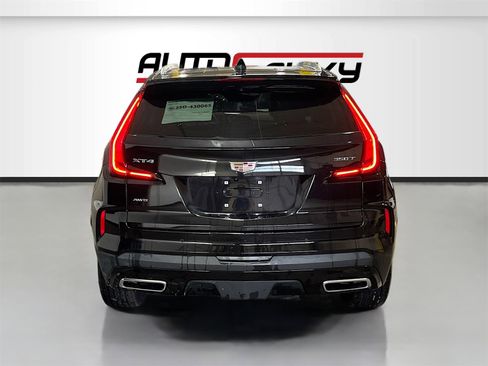 Used 2024 Cadillac XT4 Premium Luxury w/ Cold Weather Package image 6