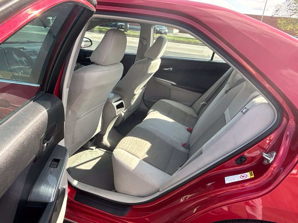 Used 2012 Toyota Camry LE FWD image 20