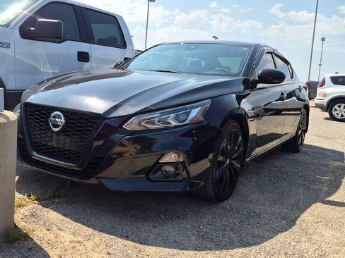 Used 2022 Nissan Altima 2.5 SR w/ Midnight Edition Package AWD/4WD image 1