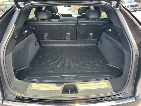 New 2025 Cadillac Lyriq Luxury image 18