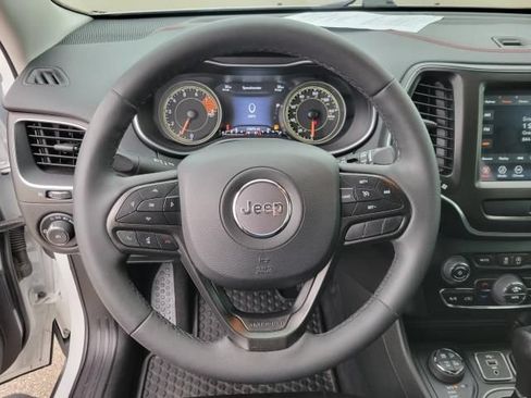 Used 2022 Jeep Cherokee Trailhawk AWD/4WD image 22
