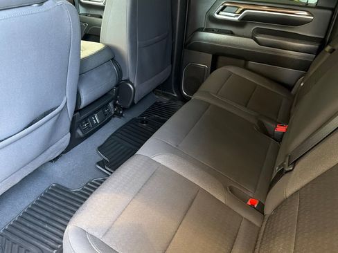 Used 2024 Chevrolet Silverado 2500 LT w/ Convenience Package AWD/4WD image 14