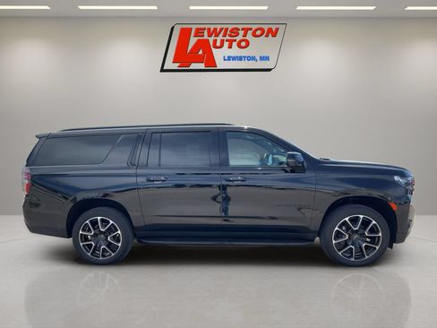 Certified 2024 Chevrolet Suburban RST w/ Luxury Package AWD/4WD image 6