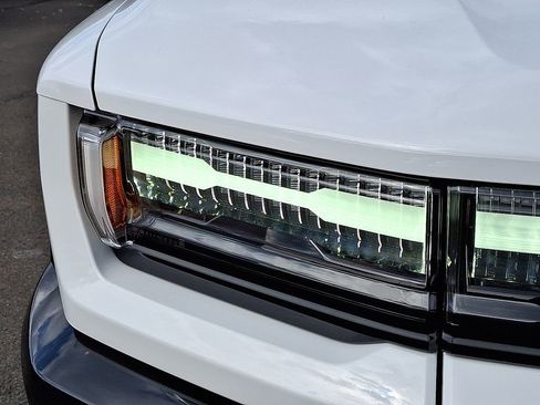 New 2026 GMC Hummer EV SUV image 5