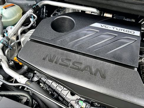 Used 2025 Nissan Rogue SV w/ SV Premium Package image 33