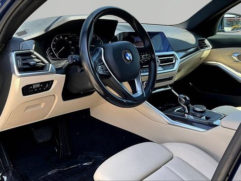 Used 2021 BMW 330i Sedan w/ Convenience Package RWD image 18