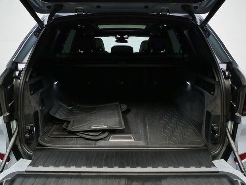 Used 2026 BMW X5 xDrive40i w/ M Sport Package AWD/4WD image 28