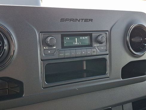 Used 2026 Mercedes-Benz Sprinter 2500 image 19