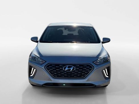 Certified 2022 Hyundai Ioniq SE image 8