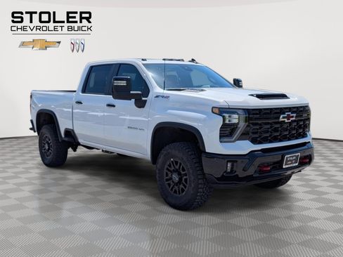 New 2026 Chevrolet Silverado 2500 ZR2 AWD/4WD image 4