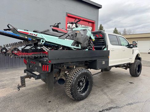 Used 2019 Ford F350 Lariat w/ Lariat Ultimate Package image 6