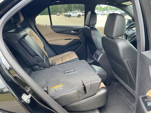 Used 2024 Chevrolet Equinox Premier FWD image 35