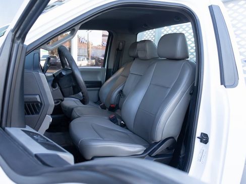 Used 2020 Ford F350 XL w/ Power Equipment Group image 19