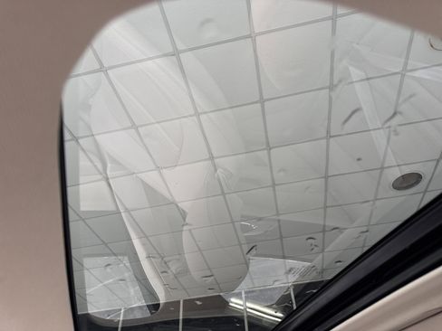 Used 2017 Lincoln MKZ Reserve w/ Climate Package image 29