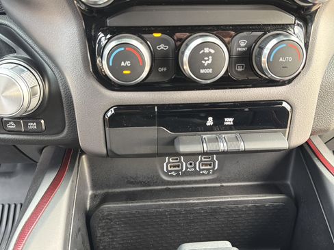 Used 2024 RAM 1500 Rebel image 26