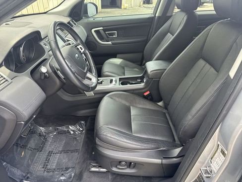 Used 2017 Land Rover Discovery Sport HSE AWD/4WD image 15