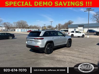 New 2025 Jeep Grand Cherokee Limited w/ Luxury Tech Group II