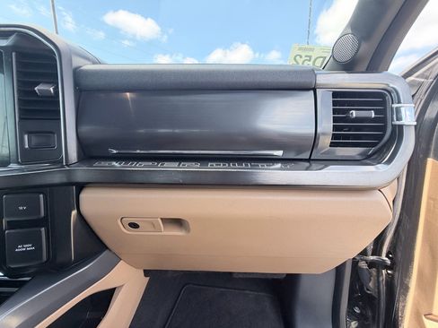 Used 2024 Ford F250 Lariat w/ Chrome Package AWD/4WD image 22