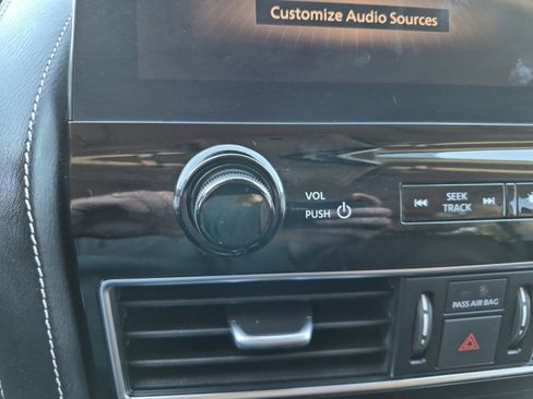 Used 2022 INFINITI QX80 Premium Select w/ Cargo Package image 17