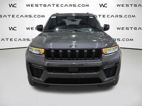 New 2026 Jeep Grand Cherokee Limited image 2