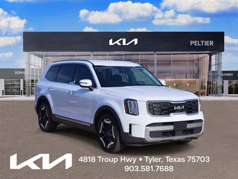 Certified 2023 Kia Telluride S FWD image 1