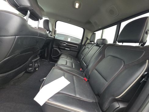 Used 2022 RAM 1500 Laramie AWD/4WD image 10