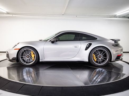 Used 2022 Porsche 911 Turbo S AWD/4WD image 3