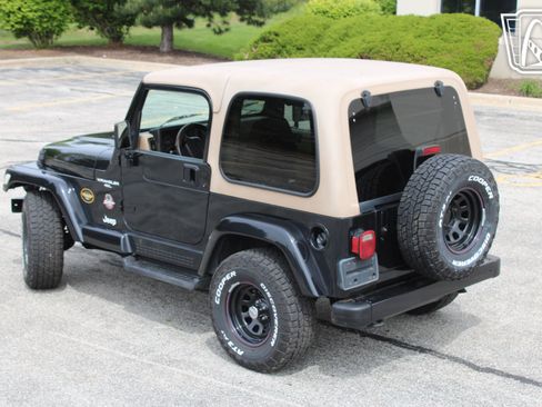 Used 2001 Jeep Wrangler Sahara AWD/4WD image 7