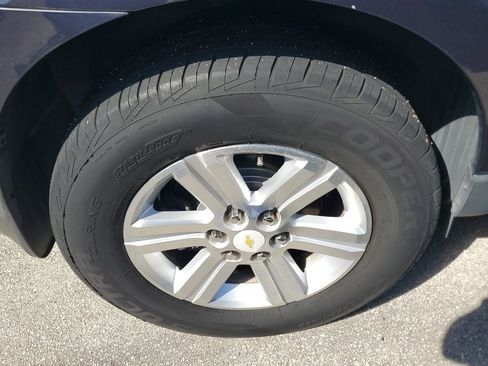 Used 2013 Chevrolet Traverse LT w/ LPO, 'HIT The Road' Package image 9