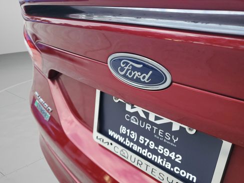 Used 2015 Ford Fusion Energi Titanium w/ Driver Assist Package image 8