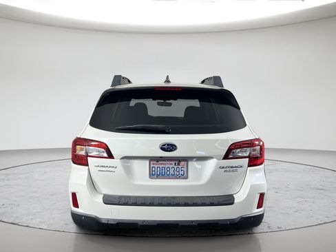 Used 2017 Subaru Outback 2.5i Limited AWD/4WD image 4