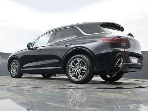 Used 2024 Genesis GV70 2.5T w/ Advanced Package image 24