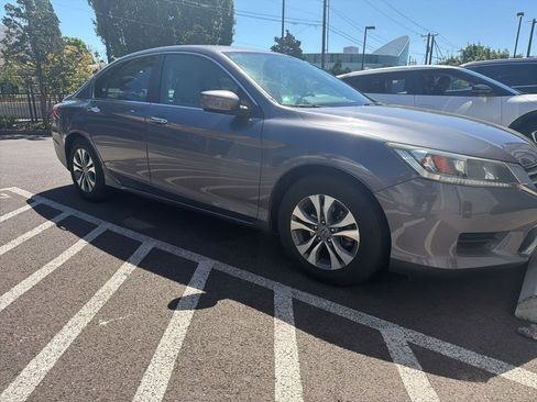 Used 2015 Honda Accord LX image 2