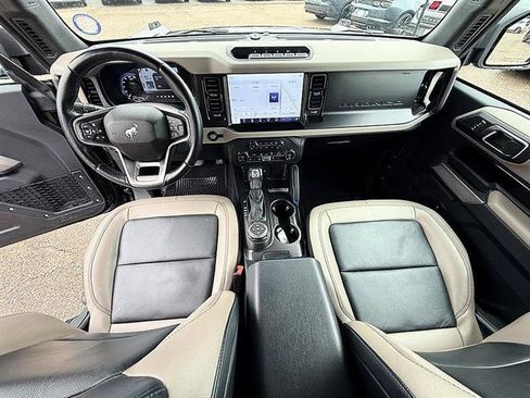 Used 2023 Ford Bronco Wildtrak AWD/4WD image 24