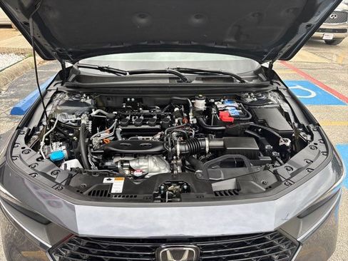 Used 2025 Honda Accord LX image 49