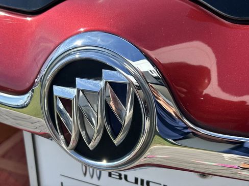 Used 2020 Buick Envision Essence image 10