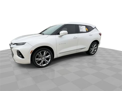 Used 2020 Chevrolet Blazer Premier w/ Driver Confidence II Package image 4