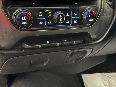 Used 2018 Chevrolet Silverado 1500 LT w/ All Star Edition AWD/4WD image 25
