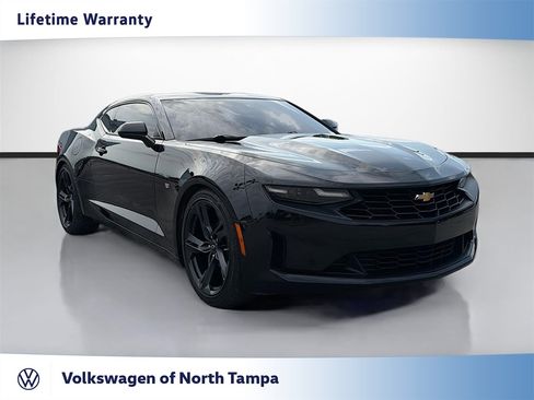 Used 2022 Chevrolet Camaro LT RWD image 1
