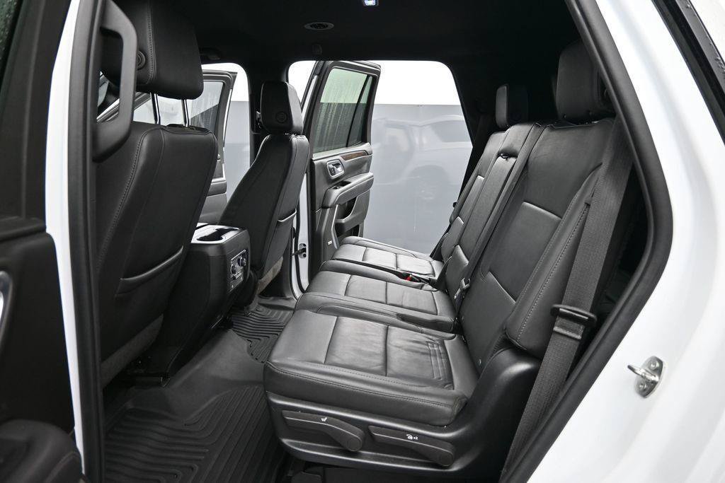 Used 2023 Chevrolet Tahoe LT RWD image 10