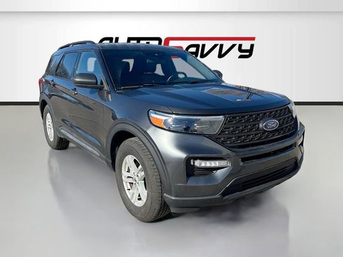 Used 2020 Ford Explorer XLT w/ Equipment Group 202A AWD/4WD image 1
