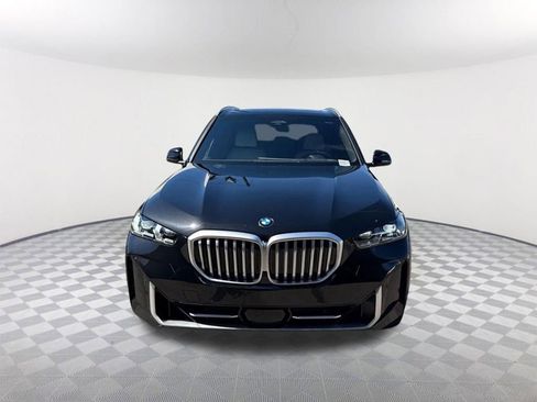 New 2026 BMW X5 xDrive40i w/ Climate Comfort Package AWD/4WD image 3