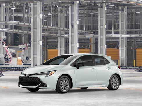 New 2026 Toyota Corolla SE image 2